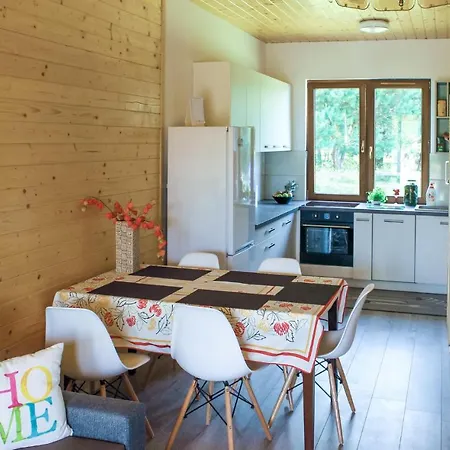 Nyaraló Cozy In With Kitchen *